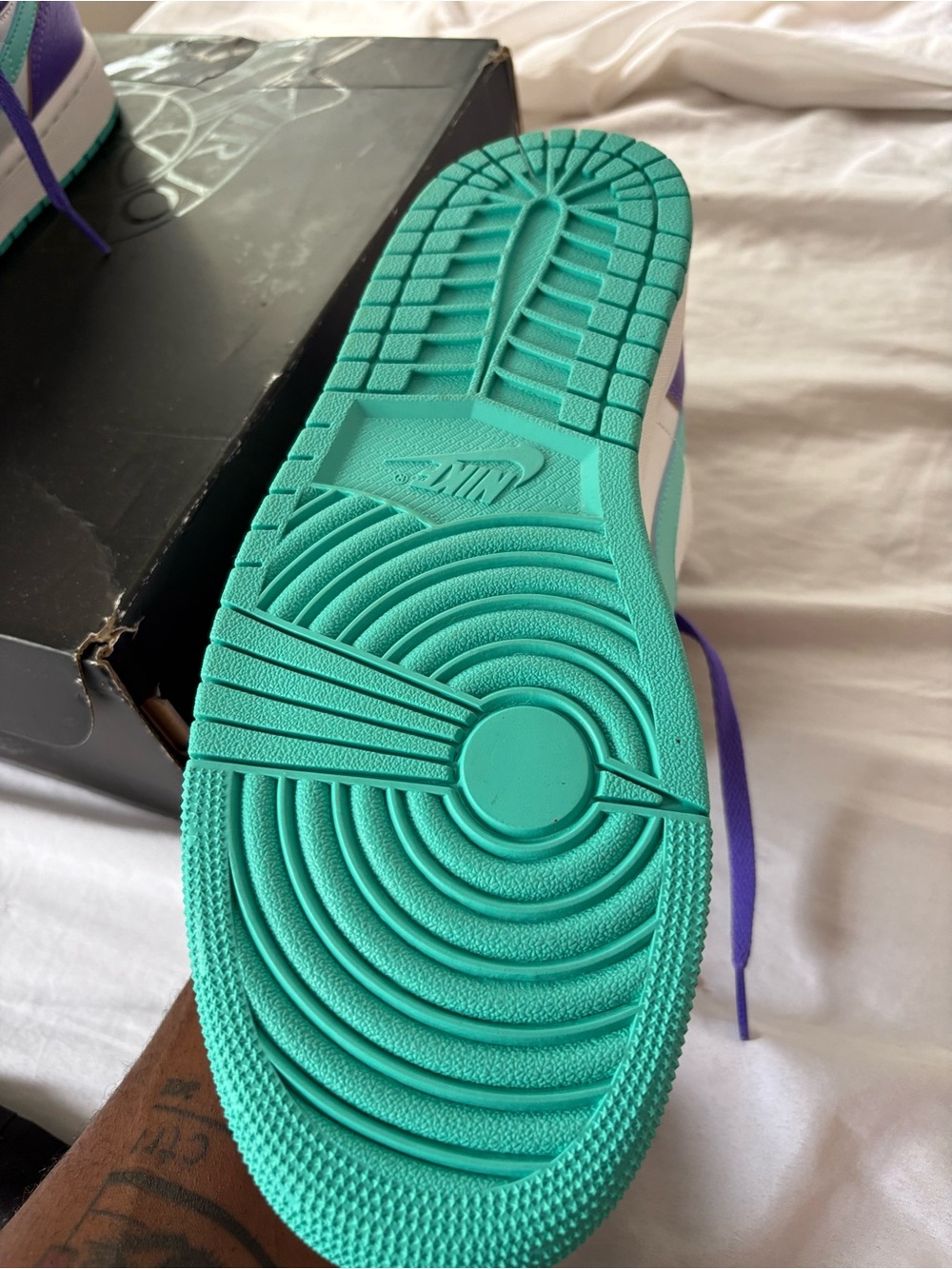 Nike Men’s Low-Top Sneakers in Teal and Purple